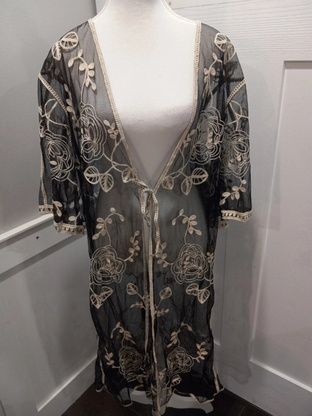 Women Lace Embroided Robe Kimono Cover Up